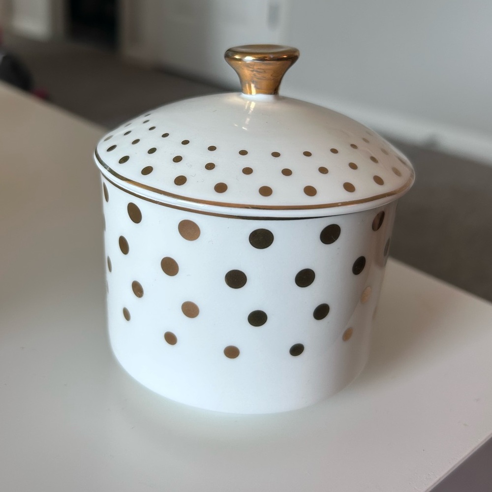 Grace Tea Ware White and Gold Ceramic Sugar Jar